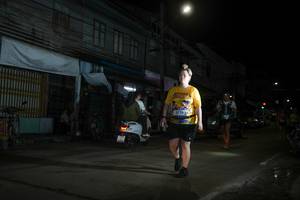 BIB: 3774
                            <button type="button" onclick="openModal(26219625)" class="btn btn-primary btn-sm float-right btn-popup" data-toggle="modal" data-target=".modal-high-quality">
                        <i class="fas fa-shopping-cart"></i> Add to Cart
                    </button>
                                            <button type="button" onclick="isThisMe(26219625, true)" class="btn btn-success btn-sm float-right btn-popup btn-isme hidden" data-toggle="tooltip" data-placement="bottom" title="นี่คือรูปของคุณใช่ไหม คลิกที่นี่เพื่อเอาเข้าอัลบั้ม">
                        <i class="fas fa-plus"></i> Add to album
                    </button>
                    <button type="button" onclick="isThisMe(26219625, false)" class="btn btn-warning btn-sm float-right btn-popup btn-isnotme hidden">
                        <i class="fas fa-ban"></i> Remove from album
                    </button>