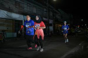 BIB: 474
                            <button type="button" onclick="openModal(26217363)" class="btn btn-primary btn-sm float-right btn-popup" data-toggle="modal" data-target=".modal-high-quality">
                        <i class="fas fa-shopping-cart"></i> Add to Cart
                    </button>
                                            <button type="button" onclick="isThisMe(26217363, true)" class="btn btn-success btn-sm float-right btn-popup btn-isme hidden" data-toggle="tooltip" data-placement="bottom" title="นี่คือรูปของคุณใช่ไหม คลิกที่นี่เพื่อเอาเข้าอัลบั้ม">
                        <i class="fas fa-plus"></i> Add to album
                    </button>
                    <button type="button" onclick="isThisMe(26217363, false)" class="btn btn-warning btn-sm float-right btn-popup btn-isnotme hidden">
                        <i class="fas fa-ban"></i> Remove from album
                    </button>