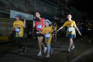 BIB: 406, 4710, 4765
                            <button type="button" onclick="openModal(26217963)" class="btn btn-primary btn-sm float-right btn-popup" data-toggle="modal" data-target=".modal-high-quality">
                        <i class="fas fa-shopping-cart"></i> Add to Cart
                    </button>
                                            <button type="button" onclick="isThisMe(26217963, true)" class="btn btn-success btn-sm float-right btn-popup btn-isme hidden" data-toggle="tooltip" data-placement="bottom" title="นี่คือรูปของคุณใช่ไหม คลิกที่นี่เพื่อเอาเข้าอัลบั้ม">
                        <i class="fas fa-plus"></i> Add to album
                    </button>
                    <button type="button" onclick="isThisMe(26217963, false)" class="btn btn-warning btn-sm float-right btn-popup btn-isnotme hidden">
                        <i class="fas fa-ban"></i> Remove from album
                    </button>