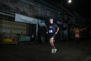 BIB: 4892
                            <button type="button" onclick="openModal(26216384)" class="btn btn-primary btn-sm float-right btn-popup" data-toggle="modal" data-target=".modal-high-quality">
                        <i class="fas fa-shopping-cart"></i> Add to Cart
                    </button>
                                            <button type="button" onclick="isThisMe(26216384, true)" class="btn btn-success btn-sm float-right btn-popup btn-isme hidden" data-toggle="tooltip" data-placement="bottom" title="นี่คือรูปของคุณใช่ไหม คลิกที่นี่เพื่อเอาเข้าอัลบั้ม">
                        <i class="fas fa-plus"></i> Add to album
                    </button>
                    <button type="button" onclick="isThisMe(26216384, false)" class="btn btn-warning btn-sm float-right btn-popup btn-isnotme hidden">
                        <i class="fas fa-ban"></i> Remove from album
                    </button>