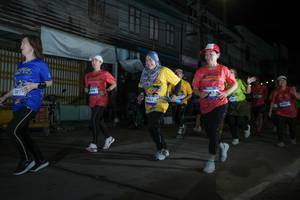 BIB: 3217, 700, 5983
                            <button type="button" onclick="openModal(26218793)" class="btn btn-primary btn-sm float-right btn-popup" data-toggle="modal" data-target=".modal-high-quality">
                        <i class="fas fa-shopping-cart"></i> Add to Cart
                    </button>
                                            <button type="button" onclick="isThisMe(26218793, true)" class="btn btn-success btn-sm float-right btn-popup btn-isme hidden" data-toggle="tooltip" data-placement="bottom" title="นี่คือรูปของคุณใช่ไหม คลิกที่นี่เพื่อเอาเข้าอัลบั้ม">
                        <i class="fas fa-plus"></i> Add to album
                    </button>
                    <button type="button" onclick="isThisMe(26218793, false)" class="btn btn-warning btn-sm float-right btn-popup btn-isnotme hidden">
                        <i class="fas fa-ban"></i> Remove from album
                    </button>