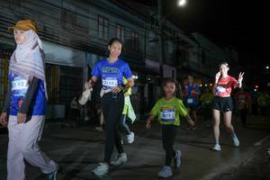 BIB: 148, 3152, 3075
                            <button type="button" onclick="openModal(26218944)" class="btn btn-primary btn-sm float-right btn-popup" data-toggle="modal" data-target=".modal-high-quality">
                        <i class="fas fa-shopping-cart"></i> Add to Cart
                    </button>
                                            <button type="button" onclick="isThisMe(26218944, true)" class="btn btn-success btn-sm float-right btn-popup btn-isme hidden" data-toggle="tooltip" data-placement="bottom" title="นี่คือรูปของคุณใช่ไหม คลิกที่นี่เพื่อเอาเข้าอัลบั้ม">
                        <i class="fas fa-plus"></i> Add to album
                    </button>
                    <button type="button" onclick="isThisMe(26218944, false)" class="btn btn-warning btn-sm float-right btn-popup btn-isnotme hidden">
                        <i class="fas fa-ban"></i> Remove from album
                    </button>