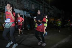 BIB: 4931
                            <button type="button" onclick="openModal(26218260)" class="btn btn-primary btn-sm float-right btn-popup" data-toggle="modal" data-target=".modal-high-quality">
                        <i class="fas fa-shopping-cart"></i> Add to Cart
                    </button>
                                            <button type="button" onclick="isThisMe(26218260, true)" class="btn btn-success btn-sm float-right btn-popup btn-isme hidden" data-toggle="tooltip" data-placement="bottom" title="นี่คือรูปของคุณใช่ไหม คลิกที่นี่เพื่อเอาเข้าอัลบั้ม">
                        <i class="fas fa-plus"></i> Add to album
                    </button>
                    <button type="button" onclick="isThisMe(26218260, false)" class="btn btn-warning btn-sm float-right btn-popup btn-isnotme hidden">
                        <i class="fas fa-ban"></i> Remove from album
                    </button>