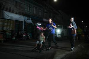 BIB: 
                            <button type="button" onclick="openModal(26219833)" class="btn btn-primary btn-sm float-right btn-popup" data-toggle="modal" data-target=".modal-high-quality">
                        <i class="fas fa-shopping-cart"></i> Add to Cart
                    </button>
                                            <button type="button" onclick="isThisMe(26219833, true)" class="btn btn-success btn-sm float-right btn-popup btn-isme hidden" data-toggle="tooltip" data-placement="bottom" title="นี่คือรูปของคุณใช่ไหม คลิกที่นี่เพื่อเอาเข้าอัลบั้ม">
                        <i class="fas fa-plus"></i> Add to album
                    </button>
                    <button type="button" onclick="isThisMe(26219833, false)" class="btn btn-warning btn-sm float-right btn-popup btn-isnotme hidden">
                        <i class="fas fa-ban"></i> Remove from album
                    </button>