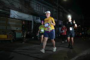 BIB: 4152
                            <button type="button" onclick="openModal(26218734)" class="btn btn-primary btn-sm float-right btn-popup" data-toggle="modal" data-target=".modal-high-quality">
                        <i class="fas fa-shopping-cart"></i> Add to Cart
                    </button>
                                            <button type="button" onclick="isThisMe(26218734, true)" class="btn btn-success btn-sm float-right btn-popup btn-isme hidden" data-toggle="tooltip" data-placement="bottom" title="นี่คือรูปของคุณใช่ไหม คลิกที่นี่เพื่อเอาเข้าอัลบั้ม">
                        <i class="fas fa-plus"></i> Add to album
                    </button>
                    <button type="button" onclick="isThisMe(26218734, false)" class="btn btn-warning btn-sm float-right btn-popup btn-isnotme hidden">
                        <i class="fas fa-ban"></i> Remove from album
                    </button>