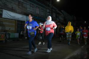 BIB: 4231
                            <button type="button" onclick="openModal(26218163)" class="btn btn-primary btn-sm float-right btn-popup" data-toggle="modal" data-target=".modal-high-quality">
                        <i class="fas fa-shopping-cart"></i> Add to Cart
                    </button>
                                            <button type="button" onclick="isThisMe(26218163, true)" class="btn btn-success btn-sm float-right btn-popup btn-isme hidden" data-toggle="tooltip" data-placement="bottom" title="นี่คือรูปของคุณใช่ไหม คลิกที่นี่เพื่อเอาเข้าอัลบั้ม">
                        <i class="fas fa-plus"></i> Add to album
                    </button>
                    <button type="button" onclick="isThisMe(26218163, false)" class="btn btn-warning btn-sm float-right btn-popup btn-isnotme hidden">
                        <i class="fas fa-ban"></i> Remove from album
                    </button>