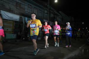 BIB: 4571
                            <button type="button" onclick="openModal(26217672)" class="btn btn-primary btn-sm float-right btn-popup" data-toggle="modal" data-target=".modal-high-quality">
                        <i class="fas fa-shopping-cart"></i> Add to Cart
                    </button>
                                            <button type="button" onclick="isThisMe(26217672, true)" class="btn btn-success btn-sm float-right btn-popup btn-isme hidden" data-toggle="tooltip" data-placement="bottom" title="นี่คือรูปของคุณใช่ไหม คลิกที่นี่เพื่อเอาเข้าอัลบั้ม">
                        <i class="fas fa-plus"></i> Add to album
                    </button>
                    <button type="button" onclick="isThisMe(26217672, false)" class="btn btn-warning btn-sm float-right btn-popup btn-isnotme hidden">
                        <i class="fas fa-ban"></i> Remove from album
                    </button>