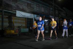 BIB: 3644
                            <button type="button" onclick="openModal(26218925)" class="btn btn-primary btn-sm float-right btn-popup" data-toggle="modal" data-target=".modal-high-quality">
                        <i class="fas fa-shopping-cart"></i> Add to Cart
                    </button>
                                            <button type="button" onclick="isThisMe(26218925, true)" class="btn btn-success btn-sm float-right btn-popup btn-isme hidden" data-toggle="tooltip" data-placement="bottom" title="นี่คือรูปของคุณใช่ไหม คลิกที่นี่เพื่อเอาเข้าอัลบั้ม">
                        <i class="fas fa-plus"></i> Add to album
                    </button>
                    <button type="button" onclick="isThisMe(26218925, false)" class="btn btn-warning btn-sm float-right btn-popup btn-isnotme hidden">
                        <i class="fas fa-ban"></i> Remove from album
                    </button>