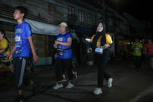 BIB: 362, 4331
                            <button type="button" onclick="openModal(26217971)" class="btn btn-primary btn-sm float-right btn-popup" data-toggle="modal" data-target=".modal-high-quality">
                        <i class="fas fa-shopping-cart"></i> Add to Cart
                    </button>
                                            <button type="button" onclick="isThisMe(26217971, true)" class="btn btn-success btn-sm float-right btn-popup btn-isme hidden" data-toggle="tooltip" data-placement="bottom" title="นี่คือรูปของคุณใช่ไหม คลิกที่นี่เพื่อเอาเข้าอัลบั้ม">
                        <i class="fas fa-plus"></i> Add to album
                    </button>
                    <button type="button" onclick="isThisMe(26217971, false)" class="btn btn-warning btn-sm float-right btn-popup btn-isnotme hidden">
                        <i class="fas fa-ban"></i> Remove from album
                    </button>