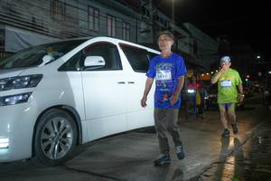 BIB: 3419, 46262
                            <button type="button" onclick="openModal(26219397)" class="btn btn-primary btn-sm float-right btn-popup" data-toggle="modal" data-target=".modal-high-quality">
                        <i class="fas fa-shopping-cart"></i> Add to Cart
                    </button>
                                            <button type="button" onclick="isThisMe(26219397, true)" class="btn btn-success btn-sm float-right btn-popup btn-isme hidden" data-toggle="tooltip" data-placement="bottom" title="นี่คือรูปของคุณใช่ไหม คลิกที่นี่เพื่อเอาเข้าอัลบั้ม">
                        <i class="fas fa-plus"></i> Add to album
                    </button>
                    <button type="button" onclick="isThisMe(26219397, false)" class="btn btn-warning btn-sm float-right btn-popup btn-isnotme hidden">
                        <i class="fas fa-ban"></i> Remove from album
                    </button>