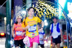 BIB: 4358
                            <button type="button" onclick="openModal(26239664)" class="btn btn-primary btn-sm float-right btn-popup" data-toggle="modal" data-target=".modal-high-quality">
                        <i class="fas fa-shopping-cart"></i> Add to Cart
                    </button>
                                            <button type="button" onclick="isThisMe(26239664, true)" class="btn btn-success btn-sm float-right btn-popup btn-isme hidden" data-toggle="tooltip" data-placement="bottom" title="นี่คือรูปของคุณใช่ไหม คลิกที่นี่เพื่อเอาเข้าอัลบั้ม">
                        <i class="fas fa-plus"></i> Add to album
                    </button>
                    <button type="button" onclick="isThisMe(26239664, false)" class="btn btn-warning btn-sm float-right btn-popup btn-isnotme hidden">
                        <i class="fas fa-ban"></i> Remove from album
                    </button>