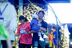 BIB: 4144
                            <button type="button" onclick="openModal(26237893)" class="btn btn-primary btn-sm float-right btn-popup" data-toggle="modal" data-target=".modal-high-quality">
                        <i class="fas fa-shopping-cart"></i> Add to Cart
                    </button>
                                            <button type="button" onclick="isThisMe(26237893, true)" class="btn btn-success btn-sm float-right btn-popup btn-isme hidden" data-toggle="tooltip" data-placement="bottom" title="นี่คือรูปของคุณใช่ไหม คลิกที่นี่เพื่อเอาเข้าอัลบั้ม">
                        <i class="fas fa-plus"></i> Add to album
                    </button>
                    <button type="button" onclick="isThisMe(26237893, false)" class="btn btn-warning btn-sm float-right btn-popup btn-isnotme hidden">
                        <i class="fas fa-ban"></i> Remove from album
                    </button>