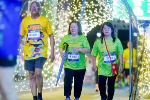 BIB: 4166, 4147, 3976
                            <button type="button" onclick="openModal(26239949)" class="btn btn-primary btn-sm float-right btn-popup" data-toggle="modal" data-target=".modal-high-quality">
                        <i class="fas fa-shopping-cart"></i> Add to Cart
                    </button>
                                            <button type="button" onclick="isThisMe(26239949, true)" class="btn btn-success btn-sm float-right btn-popup btn-isme hidden" data-toggle="tooltip" data-placement="bottom" title="นี่คือรูปของคุณใช่ไหม คลิกที่นี่เพื่อเอาเข้าอัลบั้ม">
                        <i class="fas fa-plus"></i> Add to album
                    </button>
                    <button type="button" onclick="isThisMe(26239949, false)" class="btn btn-warning btn-sm float-right btn-popup btn-isnotme hidden">
                        <i class="fas fa-ban"></i> Remove from album
                    </button>