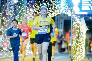 BIB: 3139
                            <button type="button" onclick="openModal(26239912)" class="btn btn-primary btn-sm float-right btn-popup" data-toggle="modal" data-target=".modal-high-quality">
                        <i class="fas fa-shopping-cart"></i> Add to Cart
                    </button>
                                            <button type="button" onclick="isThisMe(26239912, true)" class="btn btn-success btn-sm float-right btn-popup btn-isme hidden" data-toggle="tooltip" data-placement="bottom" title="นี่คือรูปของคุณใช่ไหม คลิกที่นี่เพื่อเอาเข้าอัลบั้ม">
                        <i class="fas fa-plus"></i> Add to album
                    </button>
                    <button type="button" onclick="isThisMe(26239912, false)" class="btn btn-warning btn-sm float-right btn-popup btn-isnotme hidden">
                        <i class="fas fa-ban"></i> Remove from album
                    </button>