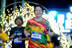 BIB: 4819
                            <button type="button" onclick="openModal(26240293)" class="btn btn-primary btn-sm float-right btn-popup" data-toggle="modal" data-target=".modal-high-quality">
                        <i class="fas fa-shopping-cart"></i> Add to Cart
                    </button>
                                            <button type="button" onclick="isThisMe(26240293, true)" class="btn btn-success btn-sm float-right btn-popup btn-isme hidden" data-toggle="tooltip" data-placement="bottom" title="นี่คือรูปของคุณใช่ไหม คลิกที่นี่เพื่อเอาเข้าอัลบั้ม">
                        <i class="fas fa-plus"></i> Add to album
                    </button>
                    <button type="button" onclick="isThisMe(26240293, false)" class="btn btn-warning btn-sm float-right btn-popup btn-isnotme hidden">
                        <i class="fas fa-ban"></i> Remove from album
                    </button>