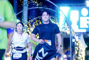 BIB: 3295
                            <button type="button" onclick="openModal(26240112)" class="btn btn-primary btn-sm float-right btn-popup" data-toggle="modal" data-target=".modal-high-quality">
                        <i class="fas fa-shopping-cart"></i> Add to Cart
                    </button>
                                            <button type="button" onclick="isThisMe(26240112, true)" class="btn btn-success btn-sm float-right btn-popup btn-isme hidden" data-toggle="tooltip" data-placement="bottom" title="นี่คือรูปของคุณใช่ไหม คลิกที่นี่เพื่อเอาเข้าอัลบั้ม">
                        <i class="fas fa-plus"></i> Add to album
                    </button>
                    <button type="button" onclick="isThisMe(26240112, false)" class="btn btn-warning btn-sm float-right btn-popup btn-isnotme hidden">
                        <i class="fas fa-ban"></i> Remove from album
                    </button>