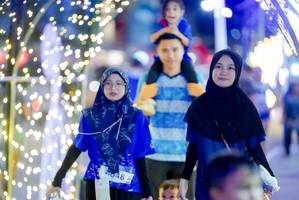 BIB: 690
                            <button type="button" onclick="openModal(26237438)" class="btn btn-primary btn-sm float-right btn-popup" data-toggle="modal" data-target=".modal-high-quality">
                        <i class="fas fa-shopping-cart"></i> Add to Cart
                    </button>
                                            <button type="button" onclick="isThisMe(26237438, true)" class="btn btn-success btn-sm float-right btn-popup btn-isme hidden" data-toggle="tooltip" data-placement="bottom" title="นี่คือรูปของคุณใช่ไหม คลิกที่นี่เพื่อเอาเข้าอัลบั้ม">
                        <i class="fas fa-plus"></i> Add to album
                    </button>
                    <button type="button" onclick="isThisMe(26237438, false)" class="btn btn-warning btn-sm float-right btn-popup btn-isnotme hidden">
                        <i class="fas fa-ban"></i> Remove from album
                    </button>