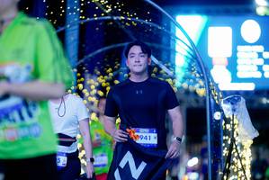 BIB: 941
                            <button type="button" onclick="openModal(26240114)" class="btn btn-primary btn-sm float-right btn-popup" data-toggle="modal" data-target=".modal-high-quality">
                        <i class="fas fa-shopping-cart"></i> Add to Cart
                    </button>
                                            <button type="button" onclick="isThisMe(26240114, true)" class="btn btn-success btn-sm float-right btn-popup btn-isme hidden" data-toggle="tooltip" data-placement="bottom" title="นี่คือรูปของคุณใช่ไหม คลิกที่นี่เพื่อเอาเข้าอัลบั้ม">
                        <i class="fas fa-plus"></i> Add to album
                    </button>
                    <button type="button" onclick="isThisMe(26240114, false)" class="btn btn-warning btn-sm float-right btn-popup btn-isnotme hidden">
                        <i class="fas fa-ban"></i> Remove from album
                    </button>