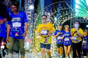 BIB: 4764, 4571, 217
                            <button type="button" onclick="openModal(26239713)" class="btn btn-primary btn-sm float-right btn-popup" data-toggle="modal" data-target=".modal-high-quality">
                        <i class="fas fa-shopping-cart"></i> Add to Cart
                    </button>
                                            <button type="button" onclick="isThisMe(26239713, true)" class="btn btn-success btn-sm float-right btn-popup btn-isme hidden" data-toggle="tooltip" data-placement="bottom" title="นี่คือรูปของคุณใช่ไหม คลิกที่นี่เพื่อเอาเข้าอัลบั้ม">
                        <i class="fas fa-plus"></i> Add to album
                    </button>
                    <button type="button" onclick="isThisMe(26239713, false)" class="btn btn-warning btn-sm float-right btn-popup btn-isnotme hidden">
                        <i class="fas fa-ban"></i> Remove from album
                    </button>