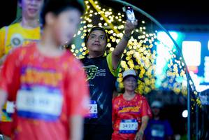 BIB: 3427
                            <button type="button" onclick="openModal(26238873)" class="btn btn-primary btn-sm float-right btn-popup" data-toggle="modal" data-target=".modal-high-quality">
                        <i class="fas fa-shopping-cart"></i> Add to Cart
                    </button>
                                            <button type="button" onclick="isThisMe(26238873, true)" class="btn btn-success btn-sm float-right btn-popup btn-isme hidden" data-toggle="tooltip" data-placement="bottom" title="นี่คือรูปของคุณใช่ไหม คลิกที่นี่เพื่อเอาเข้าอัลบั้ม">
                        <i class="fas fa-plus"></i> Add to album
                    </button>
                    <button type="button" onclick="isThisMe(26238873, false)" class="btn btn-warning btn-sm float-right btn-popup btn-isnotme hidden">
                        <i class="fas fa-ban"></i> Remove from album
                    </button>