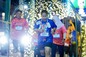 BIB: 3946, 302, 4024, 4231
                            <button type="button" onclick="openModal(26239238)" class="btn btn-primary btn-sm float-right btn-popup" data-toggle="modal" data-target=".modal-high-quality">
                        <i class="fas fa-shopping-cart"></i> Add to Cart
                    </button>
                                            <button type="button" onclick="isThisMe(26239238, true)" class="btn btn-success btn-sm float-right btn-popup btn-isme hidden" data-toggle="tooltip" data-placement="bottom" title="นี่คือรูปของคุณใช่ไหม คลิกที่นี่เพื่อเอาเข้าอัลบั้ม">
                        <i class="fas fa-plus"></i> Add to album
                    </button>
                    <button type="button" onclick="isThisMe(26239238, false)" class="btn btn-warning btn-sm float-right btn-popup btn-isnotme hidden">
                        <i class="fas fa-ban"></i> Remove from album
                    </button>