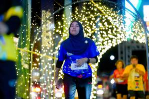 BIB: 201
                            <button type="button" onclick="openModal(26238221)" class="btn btn-primary btn-sm float-right btn-popup" data-toggle="modal" data-target=".modal-high-quality">
                        <i class="fas fa-shopping-cart"></i> Add to Cart
                    </button>
                                            <button type="button" onclick="isThisMe(26238221, true)" class="btn btn-success btn-sm float-right btn-popup btn-isme hidden" data-toggle="tooltip" data-placement="bottom" title="นี่คือรูปของคุณใช่ไหม คลิกที่นี่เพื่อเอาเข้าอัลบั้ม">
                        <i class="fas fa-plus"></i> Add to album
                    </button>
                    <button type="button" onclick="isThisMe(26238221, false)" class="btn btn-warning btn-sm float-right btn-popup btn-isnotme hidden">
                        <i class="fas fa-ban"></i> Remove from album
                    </button>