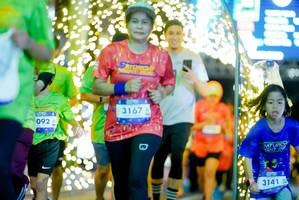 BIB: 092, 3167, 3141
                            <button type="button" onclick="openModal(26239583)" class="btn btn-primary btn-sm float-right btn-popup" data-toggle="modal" data-target=".modal-high-quality">
                        <i class="fas fa-shopping-cart"></i> Add to Cart
                    </button>
                                            <button type="button" onclick="isThisMe(26239583, true)" class="btn btn-success btn-sm float-right btn-popup btn-isme hidden" data-toggle="tooltip" data-placement="bottom" title="นี่คือรูปของคุณใช่ไหม คลิกที่นี่เพื่อเอาเข้าอัลบั้ม">
                        <i class="fas fa-plus"></i> Add to album
                    </button>
                    <button type="button" onclick="isThisMe(26239583, false)" class="btn btn-warning btn-sm float-right btn-popup btn-isnotme hidden">
                        <i class="fas fa-ban"></i> Remove from album
                    </button>