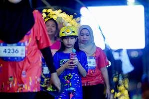 BIB: 4236
                            <button type="button" onclick="openModal(26237681)" class="btn btn-primary btn-sm float-right btn-popup" data-toggle="modal" data-target=".modal-high-quality">
                        <i class="fas fa-shopping-cart"></i> Add to Cart
                    </button>
                                            <button type="button" onclick="isThisMe(26237681, true)" class="btn btn-success btn-sm float-right btn-popup btn-isme hidden" data-toggle="tooltip" data-placement="bottom" title="นี่คือรูปของคุณใช่ไหม คลิกที่นี่เพื่อเอาเข้าอัลบั้ม">
                        <i class="fas fa-plus"></i> Add to album
                    </button>
                    <button type="button" onclick="isThisMe(26237681, false)" class="btn btn-warning btn-sm float-right btn-popup btn-isnotme hidden">
                        <i class="fas fa-ban"></i> Remove from album
                    </button>