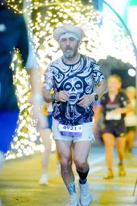 BIB: 4921
                            <button type="button" onclick="openModal(26240993)" class="btn btn-primary btn-sm float-right btn-popup" data-toggle="modal" data-target=".modal-high-quality">
                        <i class="fas fa-shopping-cart"></i> Add to Cart
                    </button>
                                            <button type="button" onclick="isThisMe(26240993, true)" class="btn btn-success btn-sm float-right btn-popup btn-isme hidden" data-toggle="tooltip" data-placement="bottom" title="นี่คือรูปของคุณใช่ไหม คลิกที่นี่เพื่อเอาเข้าอัลบั้ม">
                        <i class="fas fa-plus"></i> Add to album
                    </button>
                    <button type="button" onclick="isThisMe(26240993, false)" class="btn btn-warning btn-sm float-right btn-popup btn-isnotme hidden">
                        <i class="fas fa-ban"></i> Remove from album
                    </button>