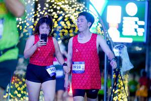 BIB: 1928
                            <button type="button" onclick="openModal(26239960)" class="btn btn-primary btn-sm float-right btn-popup" data-toggle="modal" data-target=".modal-high-quality">
                        <i class="fas fa-shopping-cart"></i> Add to Cart
                    </button>
                                            <button type="button" onclick="isThisMe(26239960, true)" class="btn btn-success btn-sm float-right btn-popup btn-isme hidden" data-toggle="tooltip" data-placement="bottom" title="นี่คือรูปของคุณใช่ไหม คลิกที่นี่เพื่อเอาเข้าอัลบั้ม">
                        <i class="fas fa-plus"></i> Add to album
                    </button>
                    <button type="button" onclick="isThisMe(26239960, false)" class="btn btn-warning btn-sm float-right btn-popup btn-isnotme hidden">
                        <i class="fas fa-ban"></i> Remove from album
                    </button>