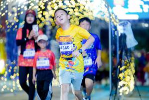 BIB: 4380
                            <button type="button" onclick="openModal(26239021)" class="btn btn-primary btn-sm float-right btn-popup" data-toggle="modal" data-target=".modal-high-quality">
                        <i class="fas fa-shopping-cart"></i> Add to Cart
                    </button>
                                            <button type="button" onclick="isThisMe(26239021, true)" class="btn btn-success btn-sm float-right btn-popup btn-isme hidden" data-toggle="tooltip" data-placement="bottom" title="นี่คือรูปของคุณใช่ไหม คลิกที่นี่เพื่อเอาเข้าอัลบั้ม">
                        <i class="fas fa-plus"></i> Add to album
                    </button>
                    <button type="button" onclick="isThisMe(26239021, false)" class="btn btn-warning btn-sm float-right btn-popup btn-isnotme hidden">
                        <i class="fas fa-ban"></i> Remove from album
                    </button>