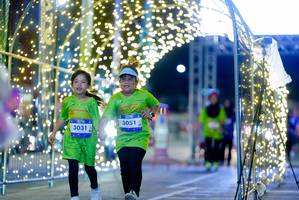 BIB: 3051, 3031
                            <button type="button" onclick="openModal(26237624)" class="btn btn-primary btn-sm float-right btn-popup" data-toggle="modal" data-target=".modal-high-quality">
                        <i class="fas fa-shopping-cart"></i> Add to Cart
                    </button>
                                            <button type="button" onclick="isThisMe(26237624, true)" class="btn btn-success btn-sm float-right btn-popup btn-isme hidden" data-toggle="tooltip" data-placement="bottom" title="นี่คือรูปของคุณใช่ไหม คลิกที่นี่เพื่อเอาเข้าอัลบั้ม">
                        <i class="fas fa-plus"></i> Add to album
                    </button>
                    <button type="button" onclick="isThisMe(26237624, false)" class="btn btn-warning btn-sm float-right btn-popup btn-isnotme hidden">
                        <i class="fas fa-ban"></i> Remove from album
                    </button>