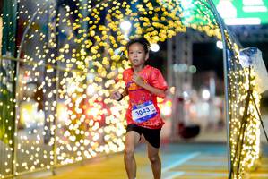 BIB: 3043
                            <button type="button" onclick="openModal(26241665)" class="btn btn-primary btn-sm float-right btn-popup" data-toggle="modal" data-target=".modal-high-quality">
                        <i class="fas fa-shopping-cart"></i> Add to Cart
                    </button>
                                            <button type="button" onclick="isThisMe(26241665, true)" class="btn btn-success btn-sm float-right btn-popup btn-isme hidden" data-toggle="tooltip" data-placement="bottom" title="นี่คือรูปของคุณใช่ไหม คลิกที่นี่เพื่อเอาเข้าอัลบั้ม">
                        <i class="fas fa-plus"></i> Add to album
                    </button>
                    <button type="button" onclick="isThisMe(26241665, false)" class="btn btn-warning btn-sm float-right btn-popup btn-isnotme hidden">
                        <i class="fas fa-ban"></i> Remove from album
                    </button>