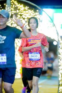 BIB: 3630
                            <button type="button" onclick="openModal(26240587)" class="btn btn-primary btn-sm float-right btn-popup" data-toggle="modal" data-target=".modal-high-quality">
                        <i class="fas fa-shopping-cart"></i> Add to Cart
                    </button>
                                            <button type="button" onclick="isThisMe(26240587, true)" class="btn btn-success btn-sm float-right btn-popup btn-isme hidden" data-toggle="tooltip" data-placement="bottom" title="นี่คือรูปของคุณใช่ไหม คลิกที่นี่เพื่อเอาเข้าอัลบั้ม">
                        <i class="fas fa-plus"></i> Add to album
                    </button>
                    <button type="button" onclick="isThisMe(26240587, false)" class="btn btn-warning btn-sm float-right btn-popup btn-isnotme hidden">
                        <i class="fas fa-ban"></i> Remove from album
                    </button>