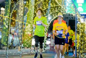 BIB: 4802
                            <button type="button" onclick="openModal(26240033)" class="btn btn-primary btn-sm float-right btn-popup" data-toggle="modal" data-target=".modal-high-quality">
                        <i class="fas fa-shopping-cart"></i> Add to Cart
                    </button>
                                            <button type="button" onclick="isThisMe(26240033, true)" class="btn btn-success btn-sm float-right btn-popup btn-isme hidden" data-toggle="tooltip" data-placement="bottom" title="นี่คือรูปของคุณใช่ไหม คลิกที่นี่เพื่อเอาเข้าอัลบั้ม">
                        <i class="fas fa-plus"></i> Add to album
                    </button>
                    <button type="button" onclick="isThisMe(26240033, false)" class="btn btn-warning btn-sm float-right btn-popup btn-isnotme hidden">
                        <i class="fas fa-ban"></i> Remove from album
                    </button>