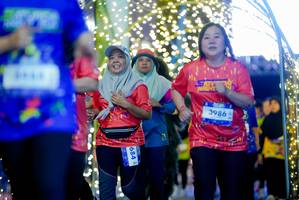 BIB: 684, 3986
                            <button type="button" onclick="openModal(26238486)" class="btn btn-primary btn-sm float-right btn-popup" data-toggle="modal" data-target=".modal-high-quality">
                        <i class="fas fa-shopping-cart"></i> Add to Cart
                    </button>
                                            <button type="button" onclick="isThisMe(26238486, true)" class="btn btn-success btn-sm float-right btn-popup btn-isme hidden" data-toggle="tooltip" data-placement="bottom" title="นี่คือรูปของคุณใช่ไหม คลิกที่นี่เพื่อเอาเข้าอัลบั้ม">
                        <i class="fas fa-plus"></i> Add to album
                    </button>
                    <button type="button" onclick="isThisMe(26238486, false)" class="btn btn-warning btn-sm float-right btn-popup btn-isnotme hidden">
                        <i class="fas fa-ban"></i> Remove from album
                    </button>