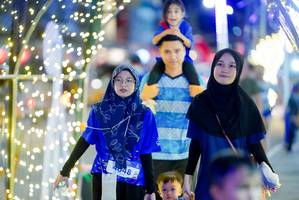 BIB: 4048
                            <button type="button" onclick="openModal(26237440)" class="btn btn-primary btn-sm float-right btn-popup" data-toggle="modal" data-target=".modal-high-quality">
                        <i class="fas fa-shopping-cart"></i> Add to Cart
                    </button>
                                            <button type="button" onclick="isThisMe(26237440, true)" class="btn btn-success btn-sm float-right btn-popup btn-isme hidden" data-toggle="tooltip" data-placement="bottom" title="นี่คือรูปของคุณใช่ไหม คลิกที่นี่เพื่อเอาเข้าอัลบั้ม">
                        <i class="fas fa-plus"></i> Add to album
                    </button>
                    <button type="button" onclick="isThisMe(26237440, false)" class="btn btn-warning btn-sm float-right btn-popup btn-isnotme hidden">
                        <i class="fas fa-ban"></i> Remove from album
                    </button>