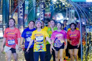 BIB: 4272, 4827, 3914
                            <button type="button" onclick="openModal(26238631)" class="btn btn-primary btn-sm float-right btn-popup" data-toggle="modal" data-target=".modal-high-quality">
                        <i class="fas fa-shopping-cart"></i> Add to Cart
                    </button>
                                            <button type="button" onclick="isThisMe(26238631, true)" class="btn btn-success btn-sm float-right btn-popup btn-isme hidden" data-toggle="tooltip" data-placement="bottom" title="นี่คือรูปของคุณใช่ไหม คลิกที่นี่เพื่อเอาเข้าอัลบั้ม">
                        <i class="fas fa-plus"></i> Add to album
                    </button>
                    <button type="button" onclick="isThisMe(26238631, false)" class="btn btn-warning btn-sm float-right btn-popup btn-isnotme hidden">
                        <i class="fas fa-ban"></i> Remove from album
                    </button>