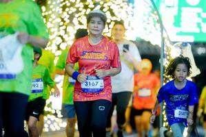 BIB: 092, 3167, 3141
                            <button type="button" onclick="openModal(26239585)" class="btn btn-primary btn-sm float-right btn-popup" data-toggle="modal" data-target=".modal-high-quality">
                        <i class="fas fa-shopping-cart"></i> Add to Cart
                    </button>
                                            <button type="button" onclick="isThisMe(26239585, true)" class="btn btn-success btn-sm float-right btn-popup btn-isme hidden" data-toggle="tooltip" data-placement="bottom" title="นี่คือรูปของคุณใช่ไหม คลิกที่นี่เพื่อเอาเข้าอัลบั้ม">
                        <i class="fas fa-plus"></i> Add to album
                    </button>
                    <button type="button" onclick="isThisMe(26239585, false)" class="btn btn-warning btn-sm float-right btn-popup btn-isnotme hidden">
                        <i class="fas fa-ban"></i> Remove from album
                    </button>