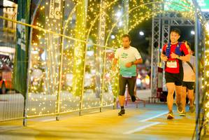 BIB: 5385
                            <button type="button" onclick="openModal(26241530)" class="btn btn-primary btn-sm float-right btn-popup" data-toggle="modal" data-target=".modal-high-quality">
                        <i class="fas fa-shopping-cart"></i> Add to Cart
                    </button>
                                            <button type="button" onclick="isThisMe(26241530, true)" class="btn btn-success btn-sm float-right btn-popup btn-isme hidden" data-toggle="tooltip" data-placement="bottom" title="นี่คือรูปของคุณใช่ไหม คลิกที่นี่เพื่อเอาเข้าอัลบั้ม">
                        <i class="fas fa-plus"></i> Add to album
                    </button>
                    <button type="button" onclick="isThisMe(26241530, false)" class="btn btn-warning btn-sm float-right btn-popup btn-isnotme hidden">
                        <i class="fas fa-ban"></i> Remove from album
                    </button>