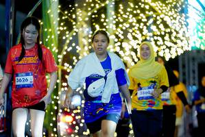 BIB: 3626, 3860
                            <button type="button" onclick="openModal(26238255)" class="btn btn-primary btn-sm float-right btn-popup" data-toggle="modal" data-target=".modal-high-quality">
                        <i class="fas fa-shopping-cart"></i> Add to Cart
                    </button>
                                            <button type="button" onclick="isThisMe(26238255, true)" class="btn btn-success btn-sm float-right btn-popup btn-isme hidden" data-toggle="tooltip" data-placement="bottom" title="นี่คือรูปของคุณใช่ไหม คลิกที่นี่เพื่อเอาเข้าอัลบั้ม">
                        <i class="fas fa-plus"></i> Add to album
                    </button>
                    <button type="button" onclick="isThisMe(26238255, false)" class="btn btn-warning btn-sm float-right btn-popup btn-isnotme hidden">
                        <i class="fas fa-ban"></i> Remove from album
                    </button>