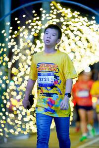 BIB: 3721
                            <button type="button" onclick="openModal(26240470)" class="btn btn-primary btn-sm float-right btn-popup" data-toggle="modal" data-target=".modal-high-quality">
                        <i class="fas fa-shopping-cart"></i> Add to Cart
                    </button>
                                            <button type="button" onclick="isThisMe(26240470, true)" class="btn btn-success btn-sm float-right btn-popup btn-isme hidden" data-toggle="tooltip" data-placement="bottom" title="นี่คือรูปของคุณใช่ไหม คลิกที่นี่เพื่อเอาเข้าอัลบั้ม">
                        <i class="fas fa-plus"></i> Add to album
                    </button>
                    <button type="button" onclick="isThisMe(26240470, false)" class="btn btn-warning btn-sm float-right btn-popup btn-isnotme hidden">
                        <i class="fas fa-ban"></i> Remove from album
                    </button>