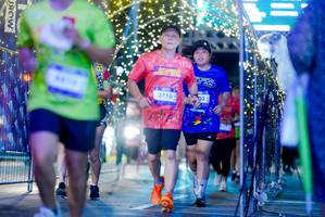 BIB: 3710
                            <button type="button" onclick="openModal(26239627)" class="btn btn-primary btn-sm float-right btn-popup" data-toggle="modal" data-target=".modal-high-quality">
                        <i class="fas fa-shopping-cart"></i> Add to Cart
                    </button>
                                            <button type="button" onclick="isThisMe(26239627, true)" class="btn btn-success btn-sm float-right btn-popup btn-isme hidden" data-toggle="tooltip" data-placement="bottom" title="นี่คือรูปของคุณใช่ไหม คลิกที่นี่เพื่อเอาเข้าอัลบั้ม">
                        <i class="fas fa-plus"></i> Add to album
                    </button>
                    <button type="button" onclick="isThisMe(26239627, false)" class="btn btn-warning btn-sm float-right btn-popup btn-isnotme hidden">
                        <i class="fas fa-ban"></i> Remove from album
                    </button>