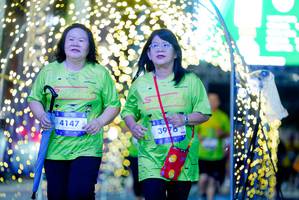 BIB: 4147, 3978
                            <button type="button" onclick="openModal(26239945)" class="btn btn-primary btn-sm float-right btn-popup" data-toggle="modal" data-target=".modal-high-quality">
                        <i class="fas fa-shopping-cart"></i> Add to Cart
                    </button>
                                            <button type="button" onclick="isThisMe(26239945, true)" class="btn btn-success btn-sm float-right btn-popup btn-isme hidden" data-toggle="tooltip" data-placement="bottom" title="นี่คือรูปของคุณใช่ไหม คลิกที่นี่เพื่อเอาเข้าอัลบั้ม">
                        <i class="fas fa-plus"></i> Add to album
                    </button>
                    <button type="button" onclick="isThisMe(26239945, false)" class="btn btn-warning btn-sm float-right btn-popup btn-isnotme hidden">
                        <i class="fas fa-ban"></i> Remove from album
                    </button>