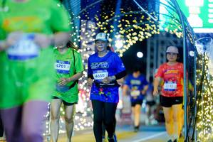 BIB: 4701, 4650, 31453
                            <button type="button" onclick="openModal(26239887)" class="btn btn-primary btn-sm float-right btn-popup" data-toggle="modal" data-target=".modal-high-quality">
                        <i class="fas fa-shopping-cart"></i> Add to Cart
                    </button>
                                            <button type="button" onclick="isThisMe(26239887, true)" class="btn btn-success btn-sm float-right btn-popup btn-isme hidden" data-toggle="tooltip" data-placement="bottom" title="นี่คือรูปของคุณใช่ไหม คลิกที่นี่เพื่อเอาเข้าอัลบั้ม">
                        <i class="fas fa-plus"></i> Add to album
                    </button>
                    <button type="button" onclick="isThisMe(26239887, false)" class="btn btn-warning btn-sm float-right btn-popup btn-isnotme hidden">
                        <i class="fas fa-ban"></i> Remove from album
                    </button>