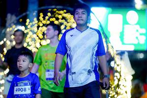 BIB: 4908, 361
                            <button type="button" onclick="openModal(26238824)" class="btn btn-primary btn-sm float-right btn-popup" data-toggle="modal" data-target=".modal-high-quality">
                        <i class="fas fa-shopping-cart"></i> Add to Cart
                    </button>
                                            <button type="button" onclick="isThisMe(26238824, true)" class="btn btn-success btn-sm float-right btn-popup btn-isme hidden" data-toggle="tooltip" data-placement="bottom" title="นี่คือรูปของคุณใช่ไหม คลิกที่นี่เพื่อเอาเข้าอัลบั้ม">
                        <i class="fas fa-plus"></i> Add to album
                    </button>
                    <button type="button" onclick="isThisMe(26238824, false)" class="btn btn-warning btn-sm float-right btn-popup btn-isnotme hidden">
                        <i class="fas fa-ban"></i> Remove from album
                    </button>