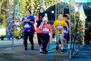 BIB: 3726, 4380, 3008
                            <button type="button" onclick="openModal(26239041)" class="btn btn-primary btn-sm float-right btn-popup" data-toggle="modal" data-target=".modal-high-quality">
                        <i class="fas fa-shopping-cart"></i> Add to Cart
                    </button>
                                            <button type="button" onclick="isThisMe(26239041, true)" class="btn btn-success btn-sm float-right btn-popup btn-isme hidden" data-toggle="tooltip" data-placement="bottom" title="นี่คือรูปของคุณใช่ไหม คลิกที่นี่เพื่อเอาเข้าอัลบั้ม">
                        <i class="fas fa-plus"></i> Add to album
                    </button>
                    <button type="button" onclick="isThisMe(26239041, false)" class="btn btn-warning btn-sm float-right btn-popup btn-isnotme hidden">
                        <i class="fas fa-ban"></i> Remove from album
                    </button>