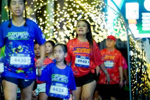 BIB: 4430, 4940, 4428
                            <button type="button" onclick="openModal(26238128)" class="btn btn-primary btn-sm float-right btn-popup" data-toggle="modal" data-target=".modal-high-quality">
                        <i class="fas fa-shopping-cart"></i> Add to Cart
                    </button>
                                            <button type="button" onclick="isThisMe(26238128, true)" class="btn btn-success btn-sm float-right btn-popup btn-isme hidden" data-toggle="tooltip" data-placement="bottom" title="นี่คือรูปของคุณใช่ไหม คลิกที่นี่เพื่อเอาเข้าอัลบั้ม">
                        <i class="fas fa-plus"></i> Add to album
                    </button>
                    <button type="button" onclick="isThisMe(26238128, false)" class="btn btn-warning btn-sm float-right btn-popup btn-isnotme hidden">
                        <i class="fas fa-ban"></i> Remove from album
                    </button>