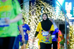 BIB: 4337, 201
                            <button type="button" onclick="openModal(26239718)" class="btn btn-primary btn-sm float-right btn-popup" data-toggle="modal" data-target=".modal-high-quality">
                        <i class="fas fa-shopping-cart"></i> Add to Cart
                    </button>
                                            <button type="button" onclick="isThisMe(26239718, true)" class="btn btn-success btn-sm float-right btn-popup btn-isme hidden" data-toggle="tooltip" data-placement="bottom" title="นี่คือรูปของคุณใช่ไหม คลิกที่นี่เพื่อเอาเข้าอัลบั้ม">
                        <i class="fas fa-plus"></i> Add to album
                    </button>
                    <button type="button" onclick="isThisMe(26239718, false)" class="btn btn-warning btn-sm float-right btn-popup btn-isnotme hidden">
                        <i class="fas fa-ban"></i> Remove from album
                    </button>