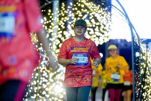 BIB: 418
                            <button type="button" onclick="openModal(26237804)" class="btn btn-primary btn-sm float-right btn-popup" data-toggle="modal" data-target=".modal-high-quality">
                        <i class="fas fa-shopping-cart"></i> Add to Cart
                    </button>
                                            <button type="button" onclick="isThisMe(26237804, true)" class="btn btn-success btn-sm float-right btn-popup btn-isme hidden" data-toggle="tooltip" data-placement="bottom" title="นี่คือรูปของคุณใช่ไหม คลิกที่นี่เพื่อเอาเข้าอัลบั้ม">
                        <i class="fas fa-plus"></i> Add to album
                    </button>
                    <button type="button" onclick="isThisMe(26237804, false)" class="btn btn-warning btn-sm float-right btn-popup btn-isnotme hidden">
                        <i class="fas fa-ban"></i> Remove from album
                    </button>